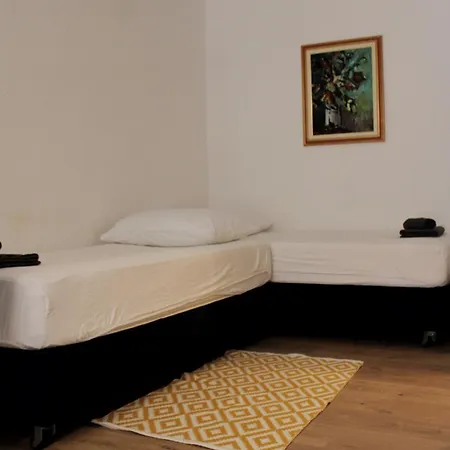 Apartment Laura-spacious On The Main *